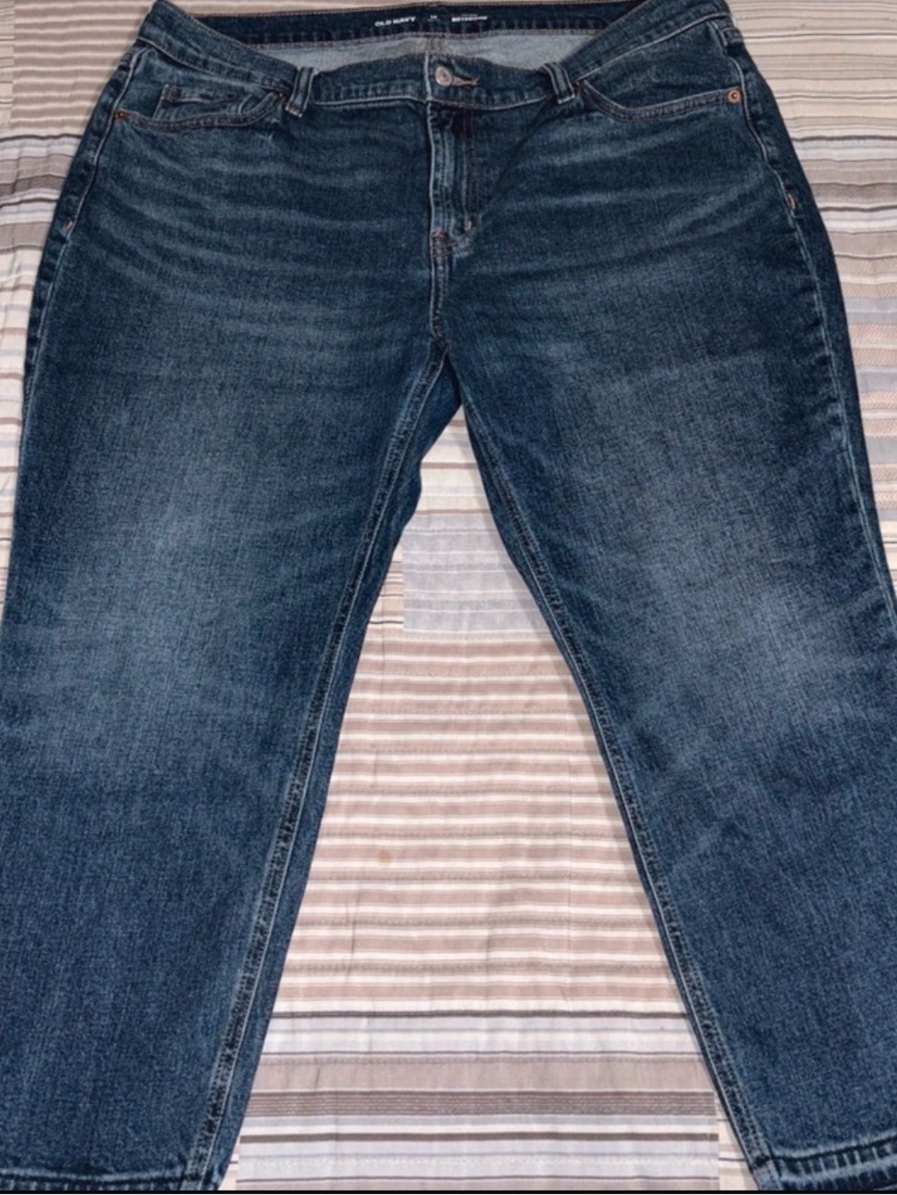 Old Navy Men’s Relaxed Dark Blue Denim Jeans